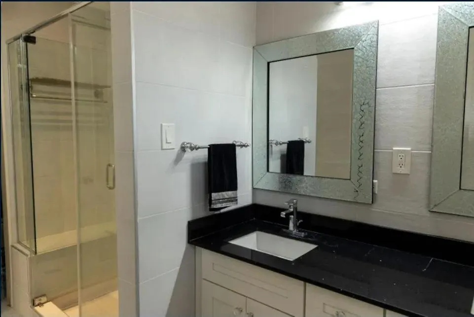 Finest Accommodation Riches Manor 1 Gladstone Drive Apt A2 Kgn 6 New Kgn 金斯敦 0*,