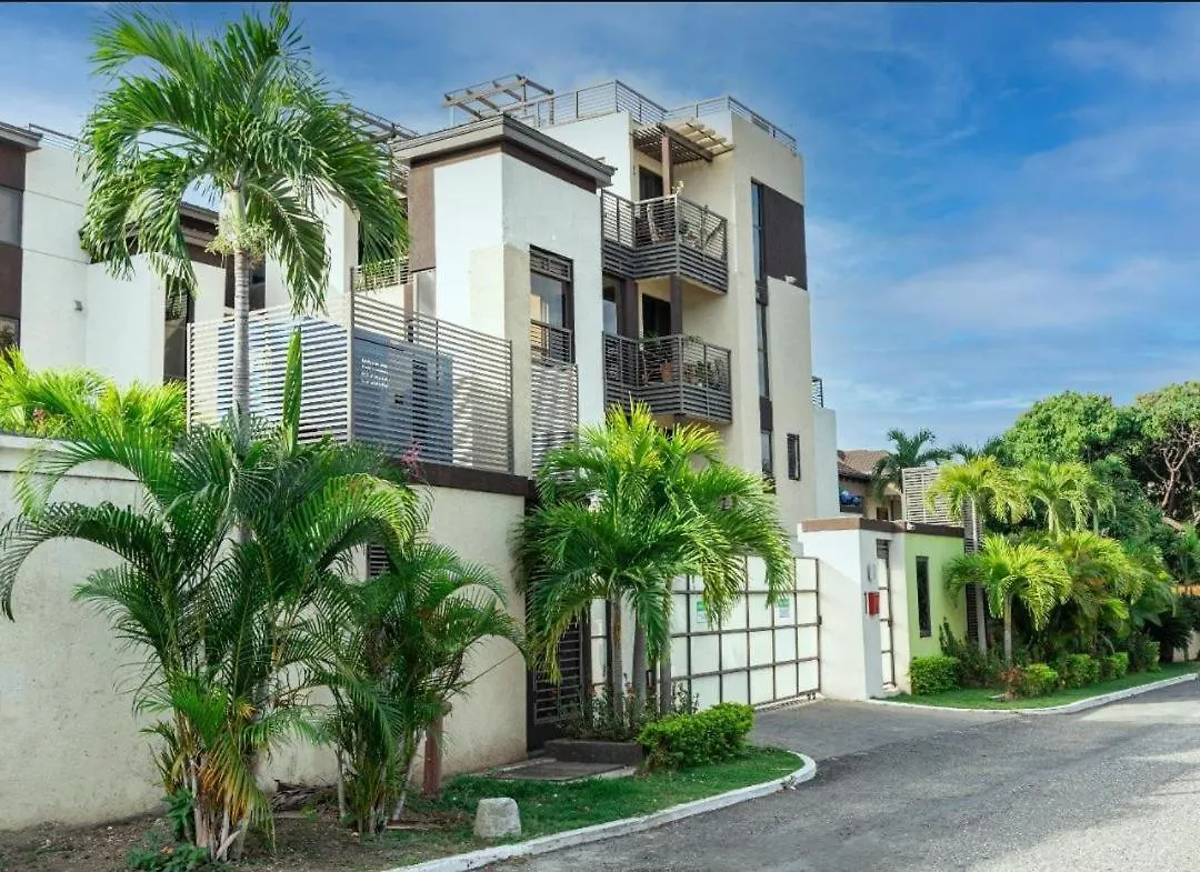 Finest Accommodation Riches Manor 1 Gladstone Drive Apt A2 Kgn 6 New Kgn 金斯敦